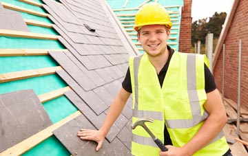 find trusted Glaspwll roofers in Powys